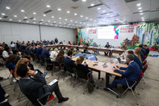 Российско-китайское промышленное сотрудничество выходит на новый уровень: на IV Международном форуме «Ростки» обсуждают новые возможности для выхода на зарубежные рынки в сфере хранения и транспортиро
